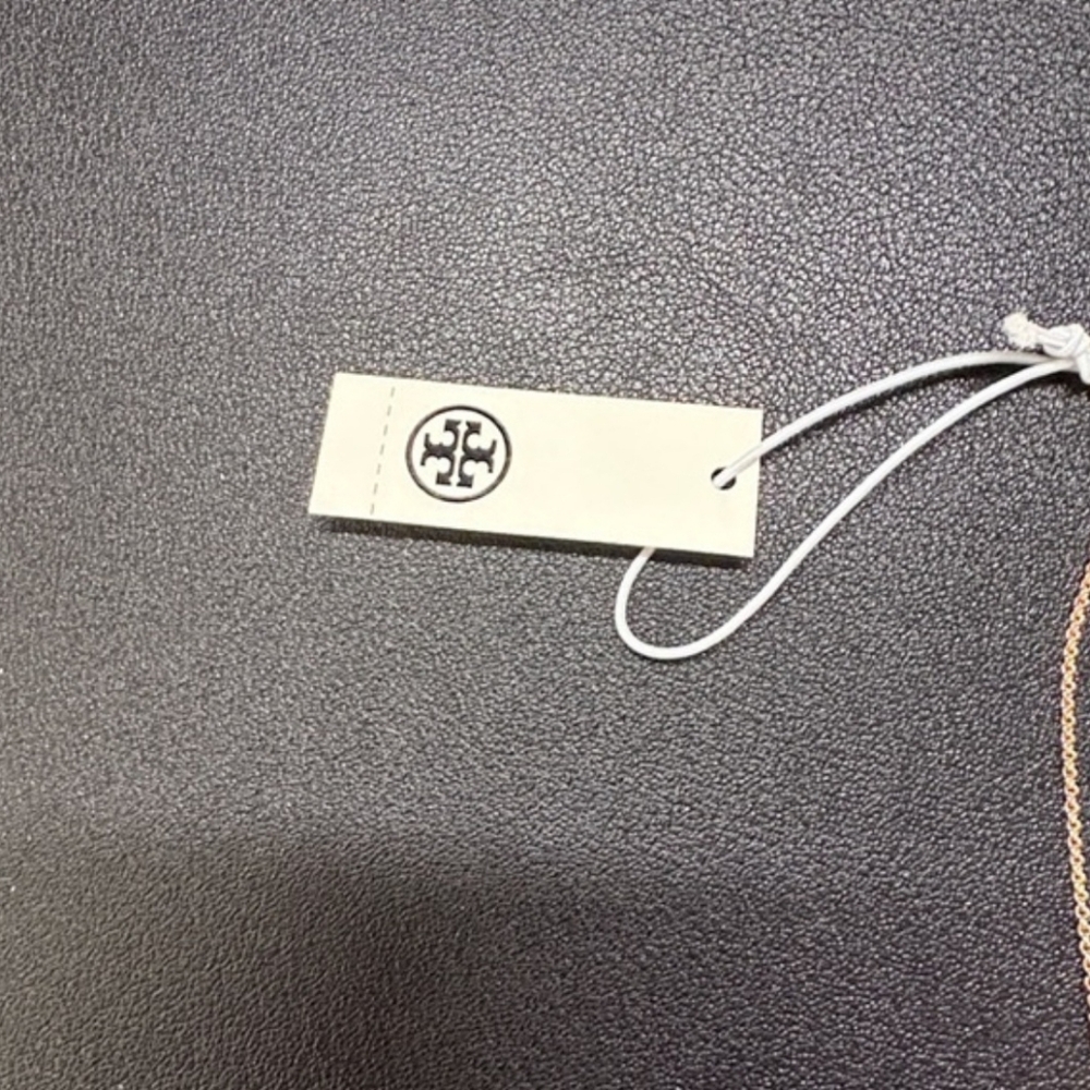 🆕️ Tory Burch Flower Bracelet - Picture 3 of 4